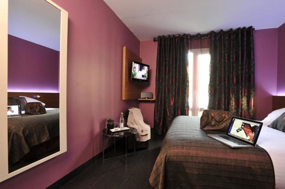 Hotel Full Colors Craponne المظهر الخارجي الصورة